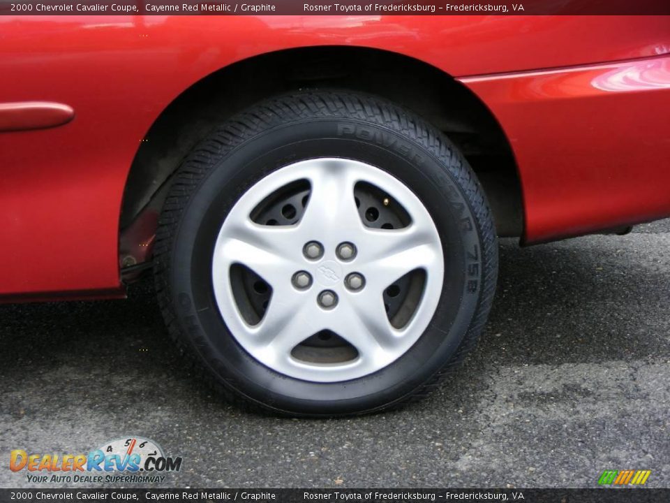2000 Chevrolet Cavalier Coupe Cayenne Red Metallic / Graphite Photo #18