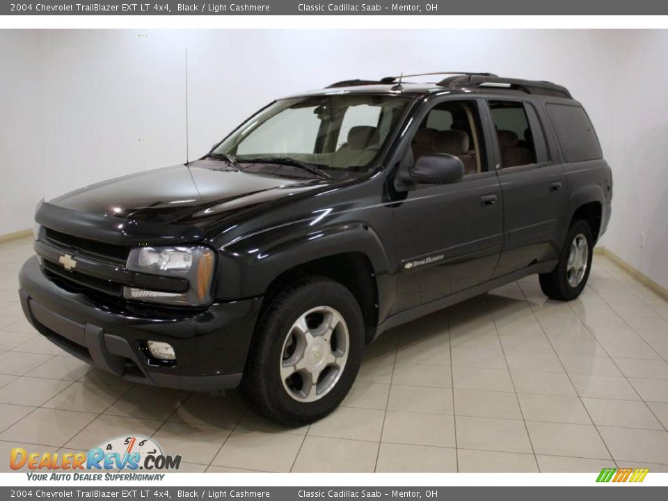 2004 Chevrolet TrailBlazer EXT LT 4x4 Black / Light Cashmere Photo #3
