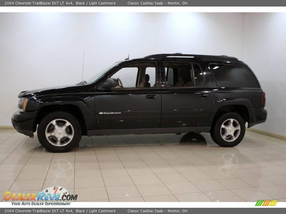 2004 Chevrolet TrailBlazer EXT LT 4x4 Black / Light Cashmere Photo #4