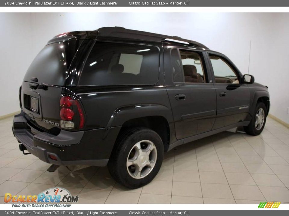 2004 Chevrolet TrailBlazer EXT LT 4x4 Black / Light Cashmere Photo #7