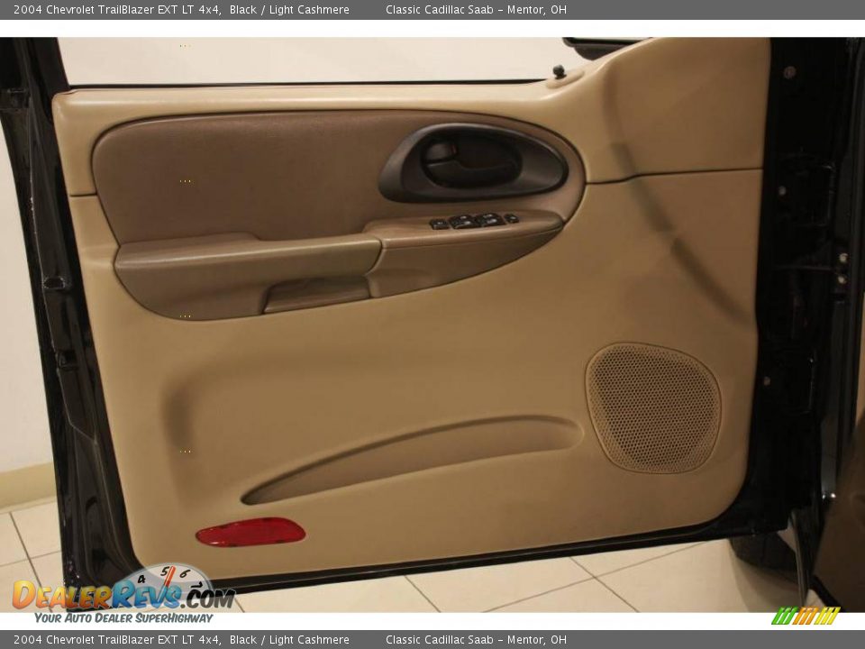 2004 Chevrolet TrailBlazer EXT LT 4x4 Black / Light Cashmere Photo #8