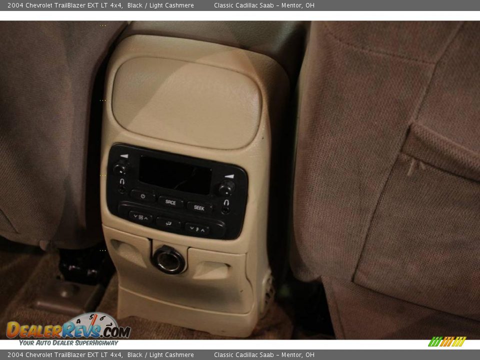 2004 Chevrolet TrailBlazer EXT LT 4x4 Black / Light Cashmere Photo #19