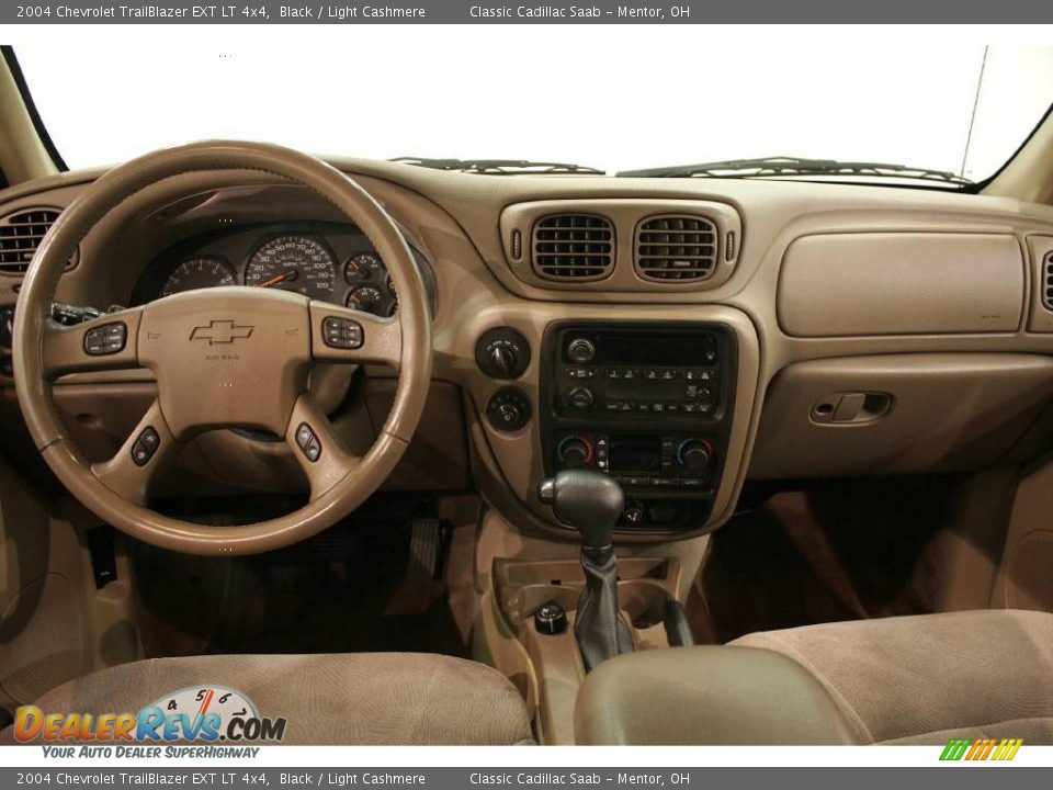 2004 Chevrolet TrailBlazer EXT LT 4x4 Black / Light Cashmere Photo #21