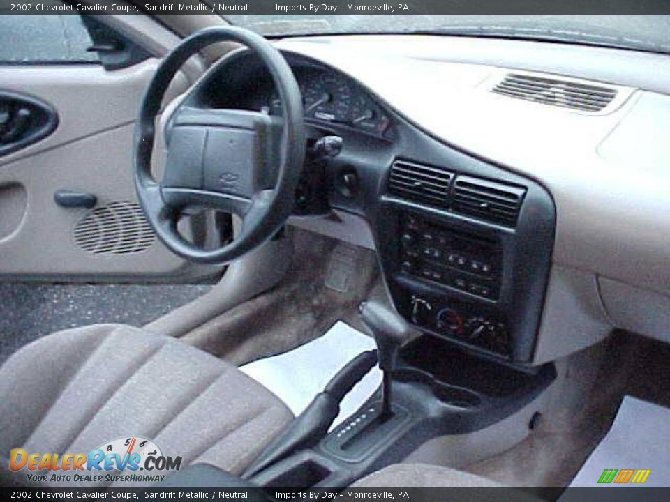 2002 Chevrolet Cavalier Coupe Sandrift Metallic / Neutral Photo #8