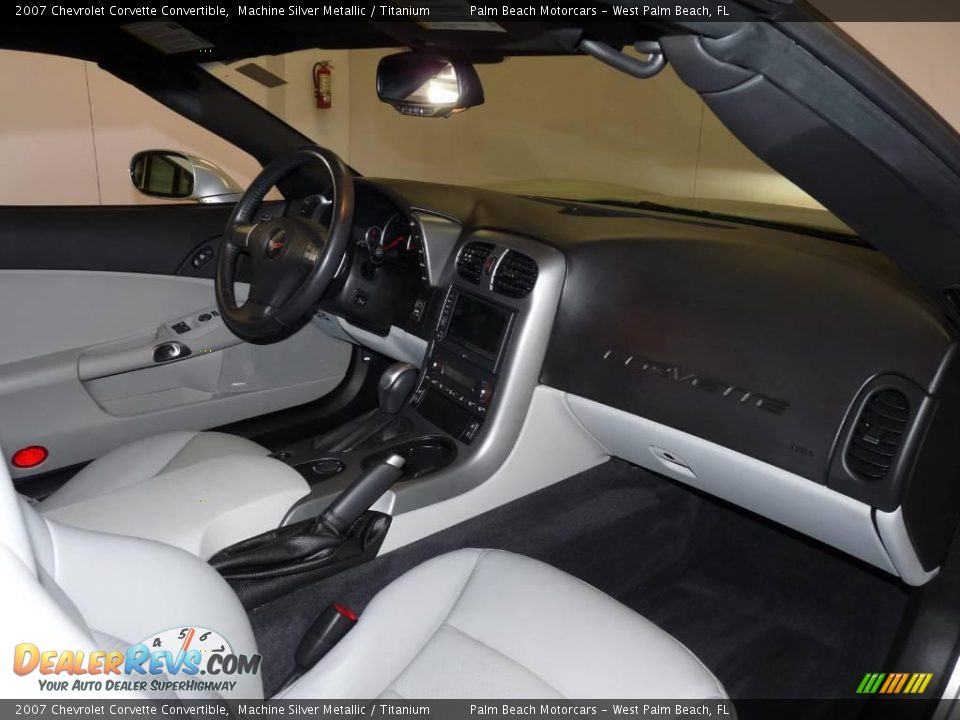2007 Chevrolet Corvette Convertible Machine Silver Metallic / Titanium Photo #22