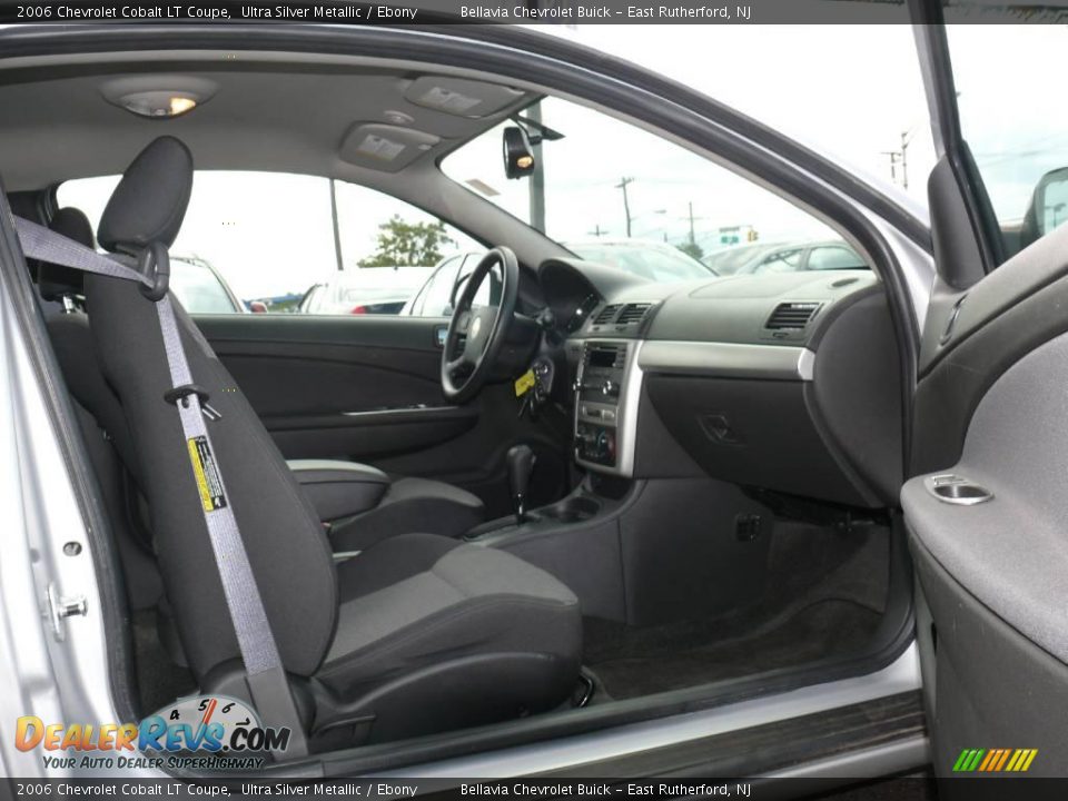 2006 Chevrolet Cobalt LT Coupe Ultra Silver Metallic / Ebony Photo #8