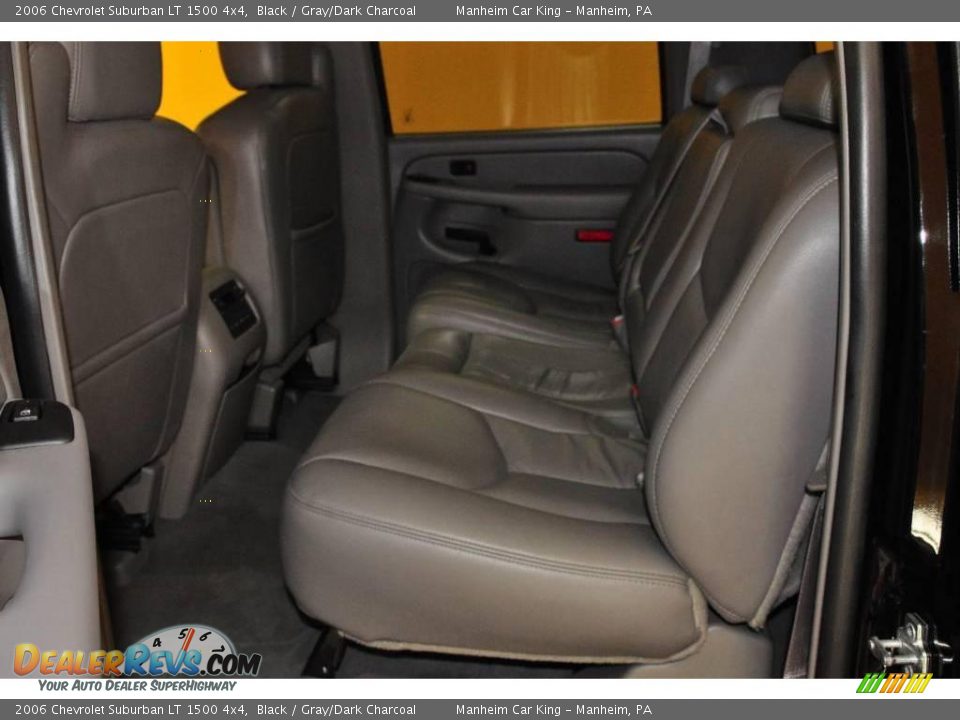 2006 Chevrolet Suburban LT 1500 4x4 Black / Gray/Dark Charcoal Photo #13