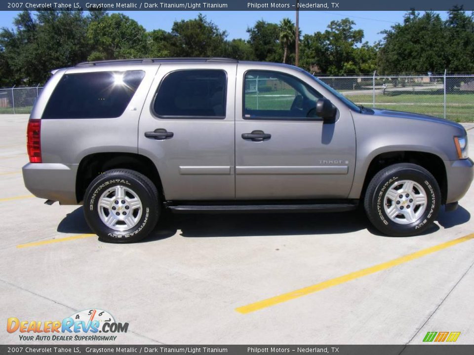 2007 Chevrolet Tahoe LS Graystone Metallic / Dark Titanium/Light Titanium Photo #2