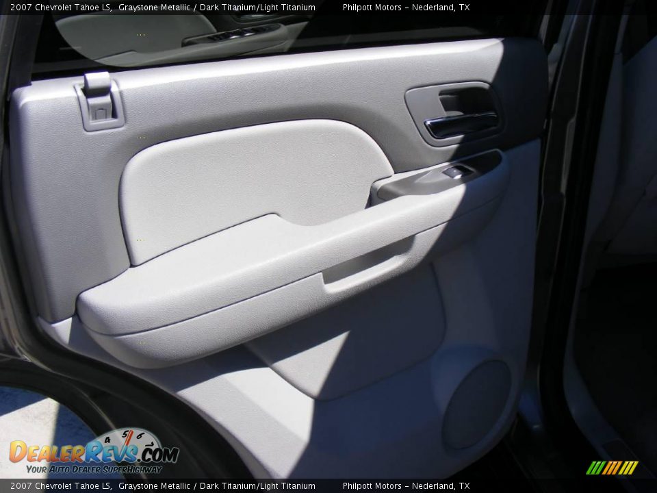 2007 Chevrolet Tahoe LS Graystone Metallic / Dark Titanium/Light Titanium Photo #34