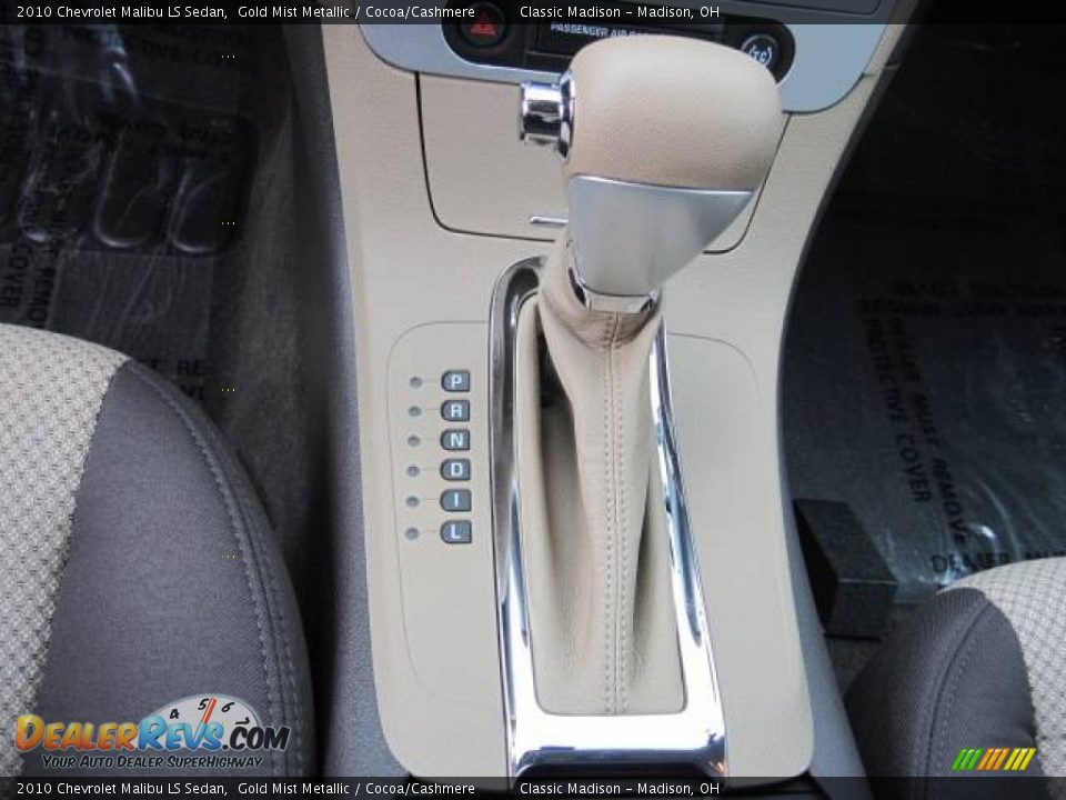 2010 Chevrolet Malibu LS Sedan Gold Mist Metallic / Cocoa/Cashmere Photo #7