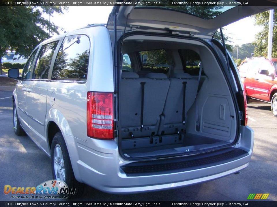 2010 Chrysler Town & Country Touring Bright Silver Metallic / Medium Slate Gray/Light Shale Photo #7