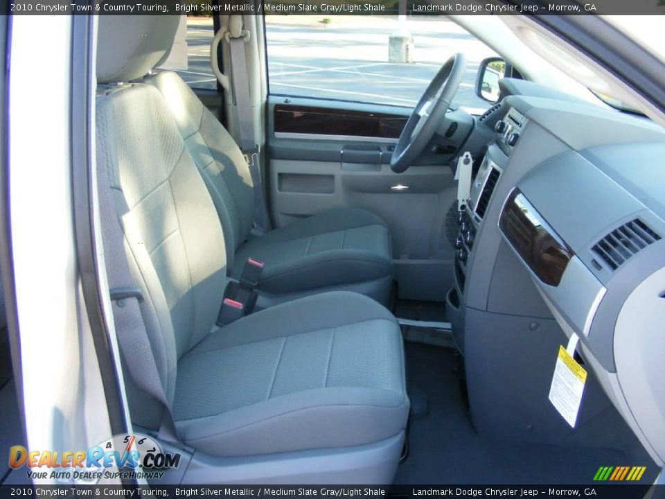 2010 Chrysler Town & Country Touring Bright Silver Metallic / Medium Slate Gray/Light Shale Photo #9