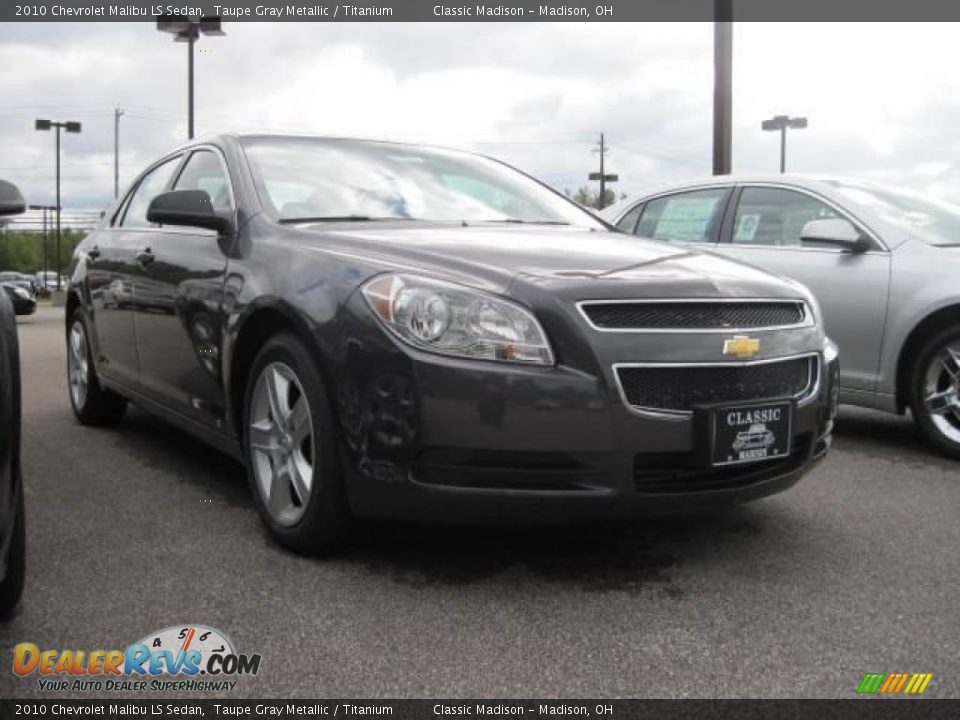 2010 Chevrolet Malibu LS Sedan Taupe Gray Metallic / Titanium Photo #3