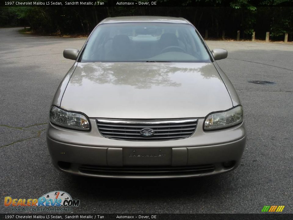 1997 Chevrolet Malibu LS Sedan Sandrift Metallic / Tan Photo #2