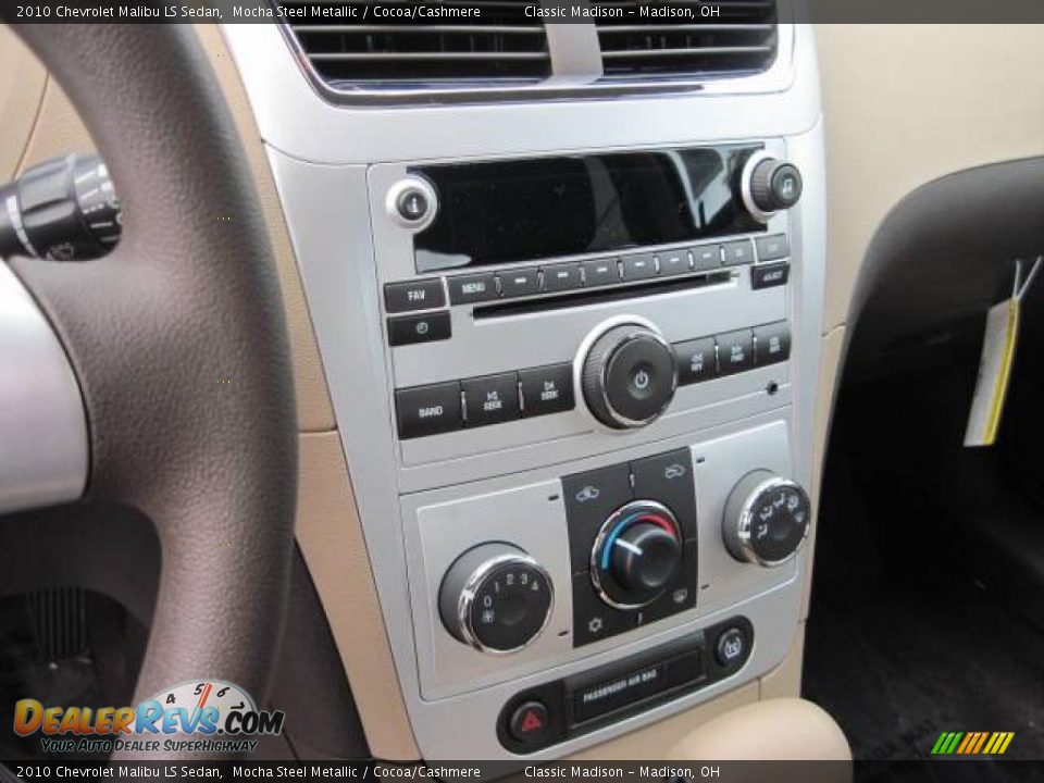 2010 Chevrolet Malibu LS Sedan Mocha Steel Metallic / Cocoa/Cashmere Photo #9