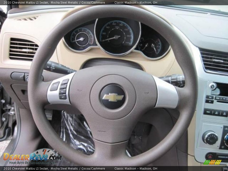 2010 Chevrolet Malibu LS Sedan Mocha Steel Metallic / Cocoa/Cashmere Photo #10
