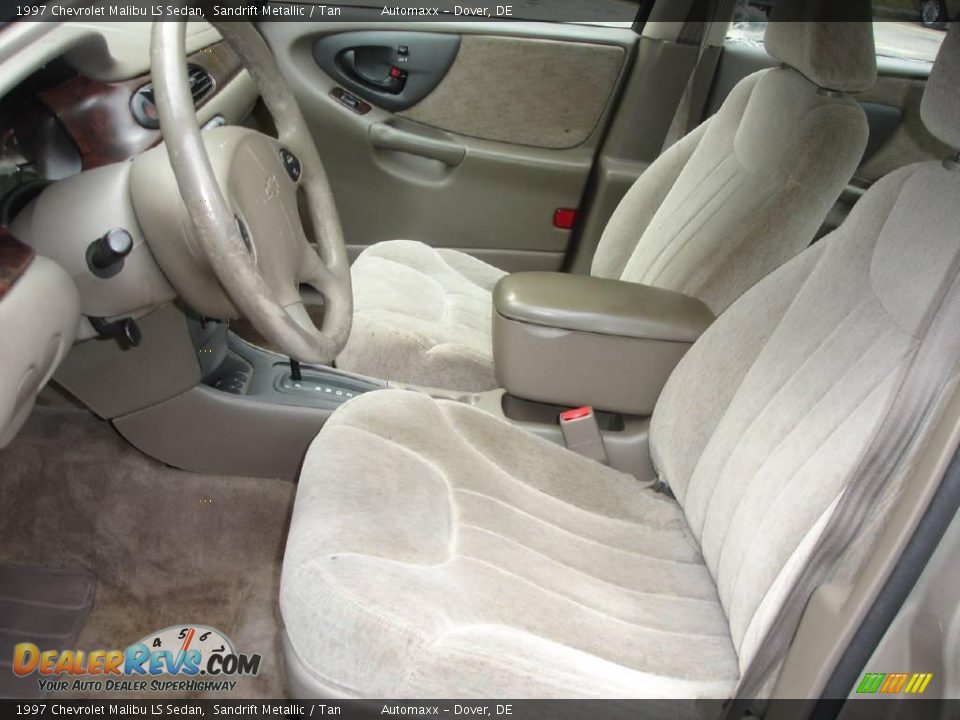1997 Chevrolet Malibu LS Sedan Sandrift Metallic / Tan Photo #10