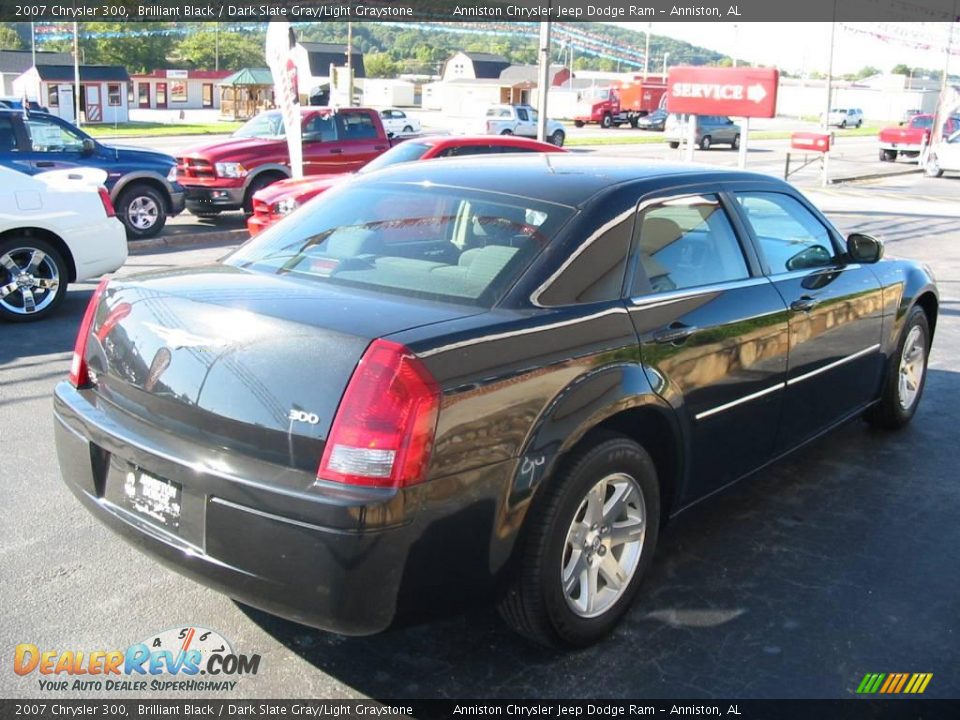 2007 Chrysler 300 Brilliant Black / Dark Slate Gray/Light Graystone Photo #2