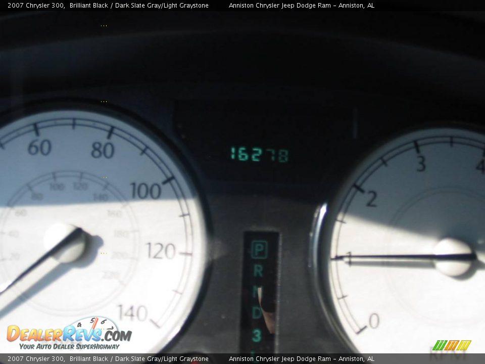 2007 Chrysler 300 Brilliant Black / Dark Slate Gray/Light Graystone Photo #8