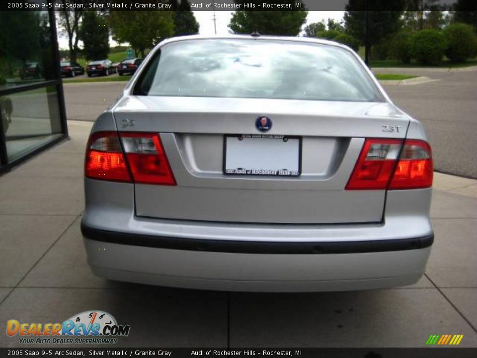 2005 Saab 9-5 Arc Sedan Silver Metallic / Granite Gray Photo #5