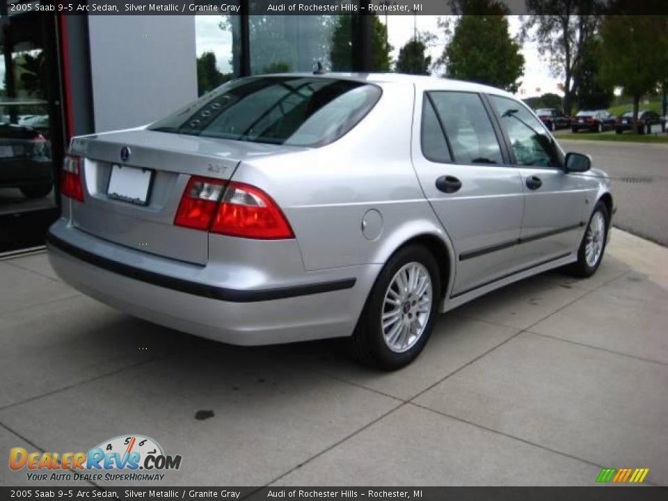 2005 Saab 9-5 Arc Sedan Silver Metallic / Granite Gray Photo #6