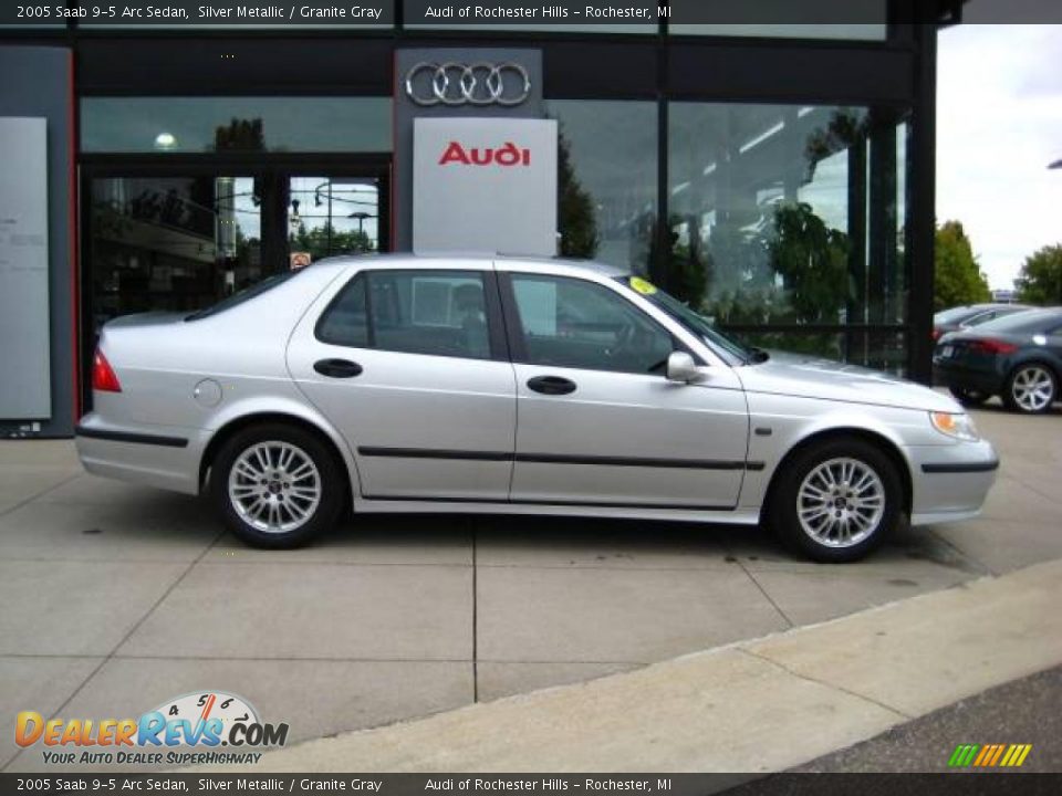 2005 Saab 9-5 Arc Sedan Silver Metallic / Granite Gray Photo #7
