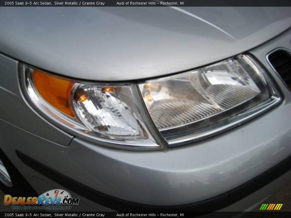 2005 Saab 9-5 Arc Sedan Silver Metallic / Granite Gray Photo #9