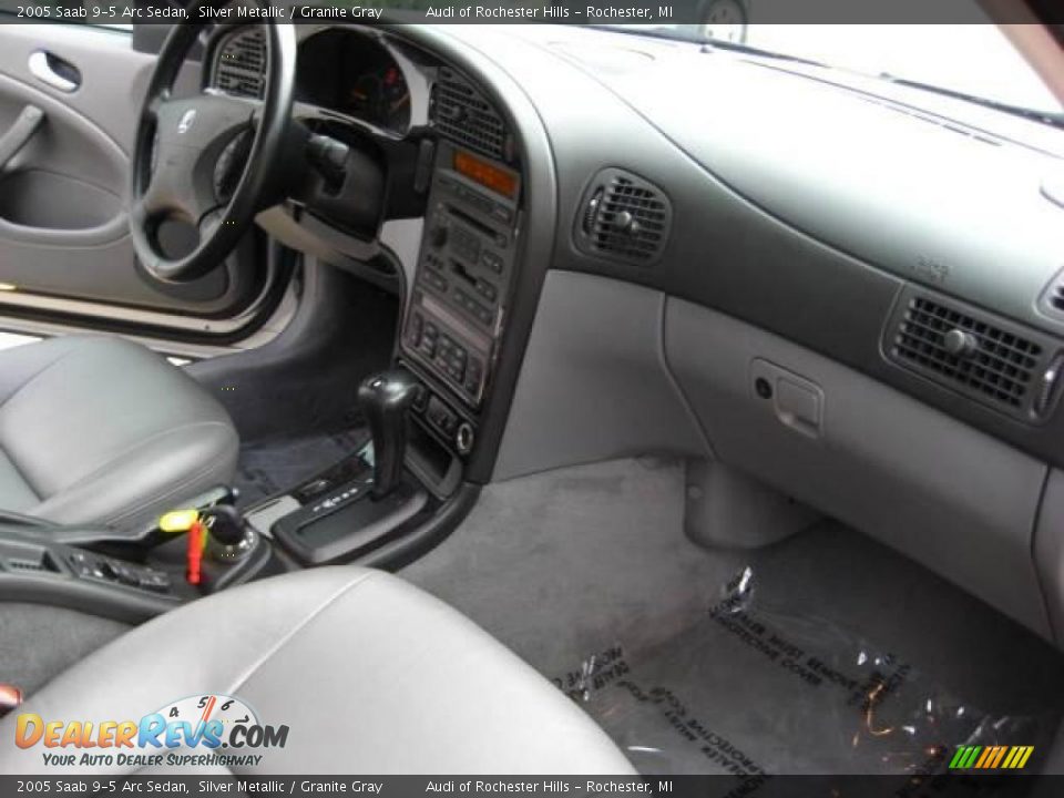 2005 Saab 9-5 Arc Sedan Silver Metallic / Granite Gray Photo #16