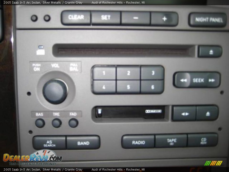 2005 Saab 9-5 Arc Sedan Silver Metallic / Granite Gray Photo #18