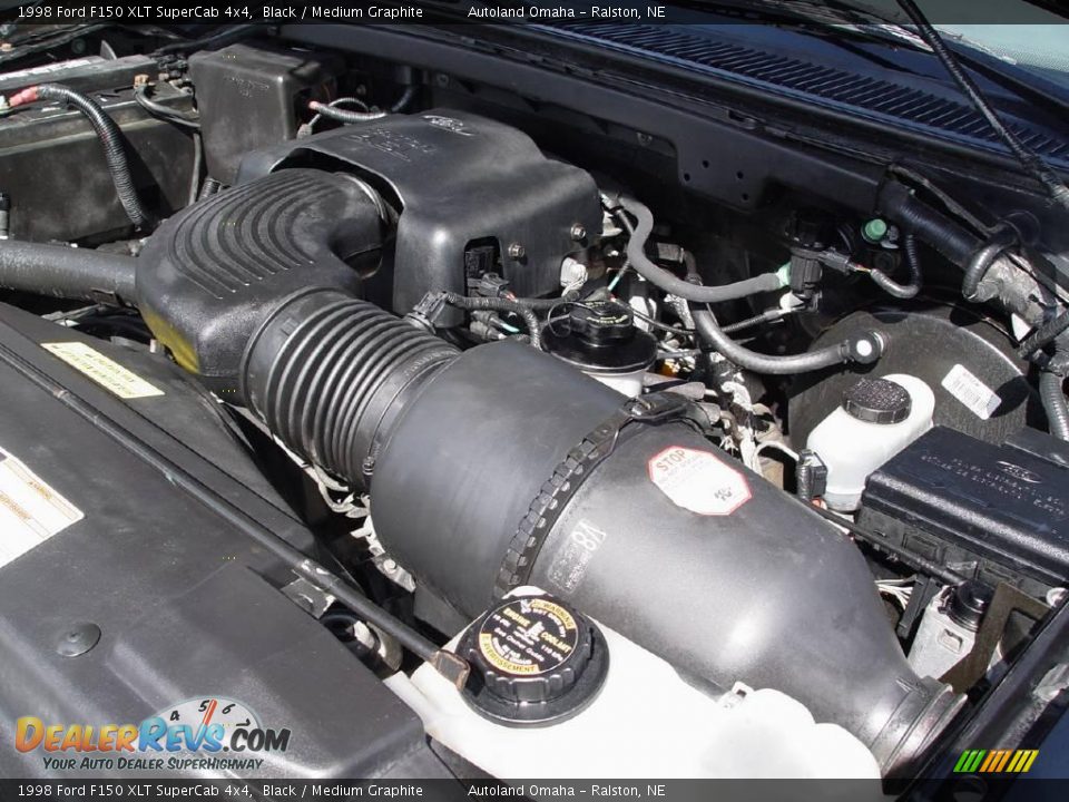 1998 Ford F150 XLT SuperCab 4x4 Black / Medium Graphite Photo #19