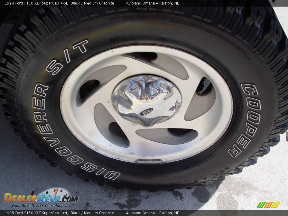 1998 Ford F150 XLT SuperCab 4x4 Black / Medium Graphite Photo #21