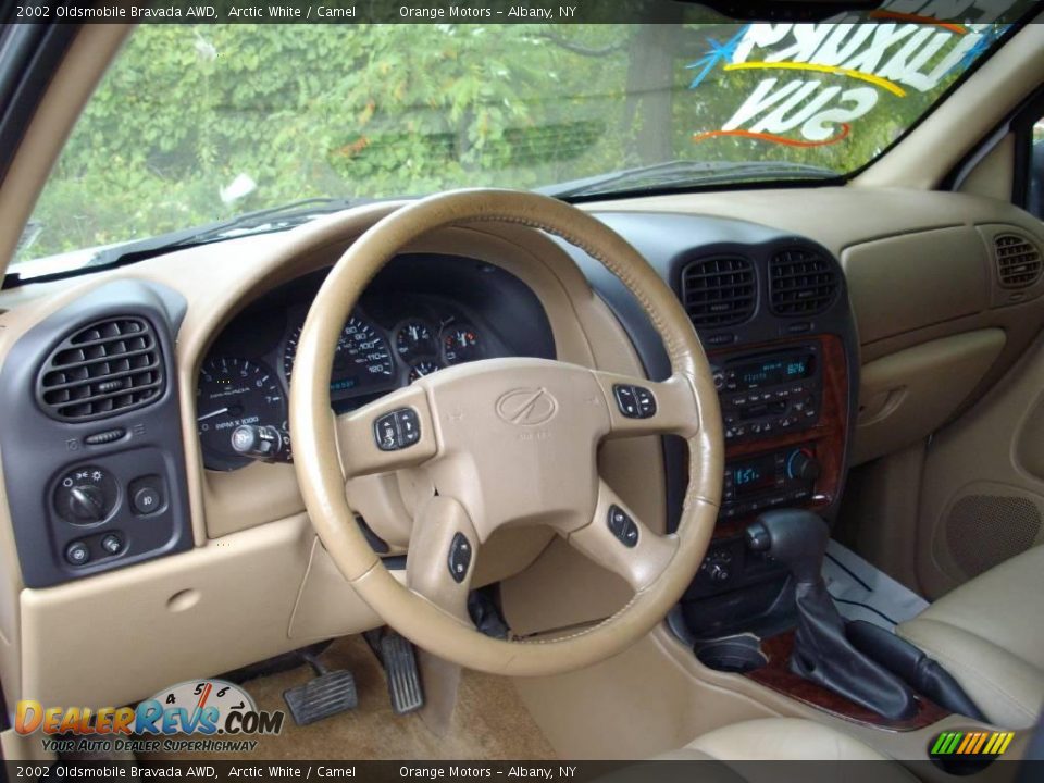 2002 Oldsmobile Bravada AWD Arctic White / Camel Photo #13