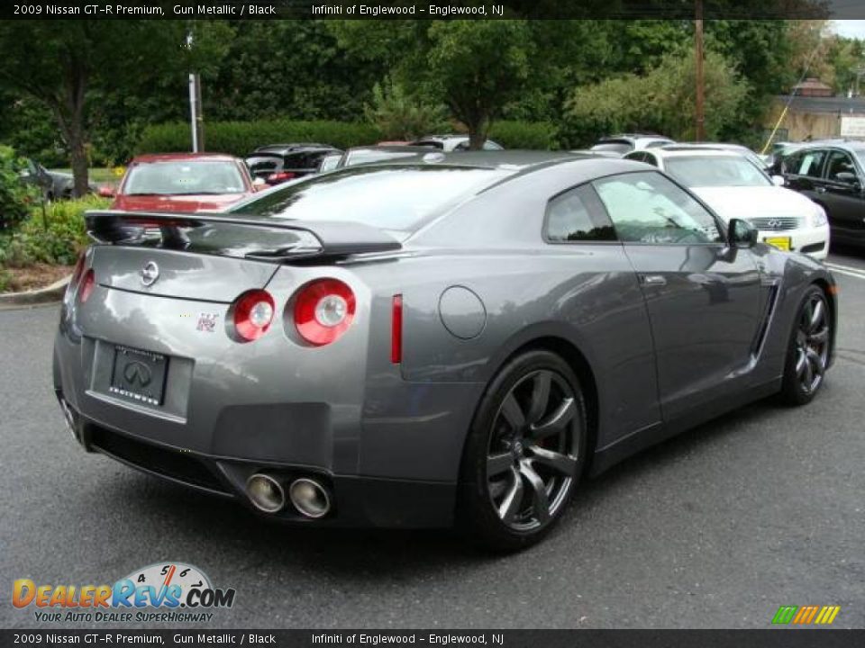 2009 Nissan GT-R Premium Gun Metallic / Black Photo #5