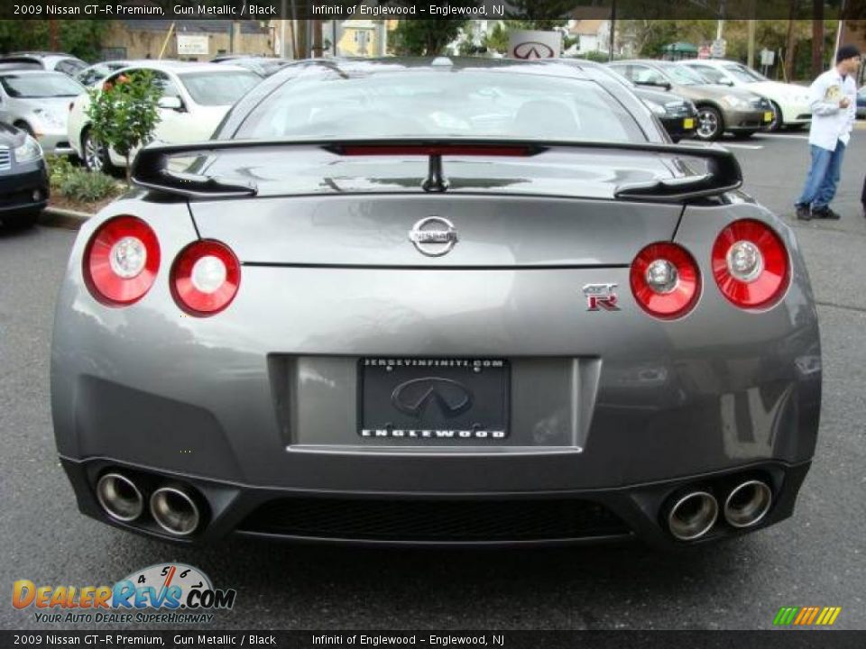 2009 Nissan GT-R Premium Gun Metallic / Black Photo #6