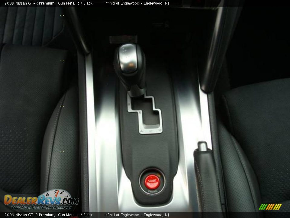 2009 Nissan GT-R Premium Gun Metallic / Black Photo #17