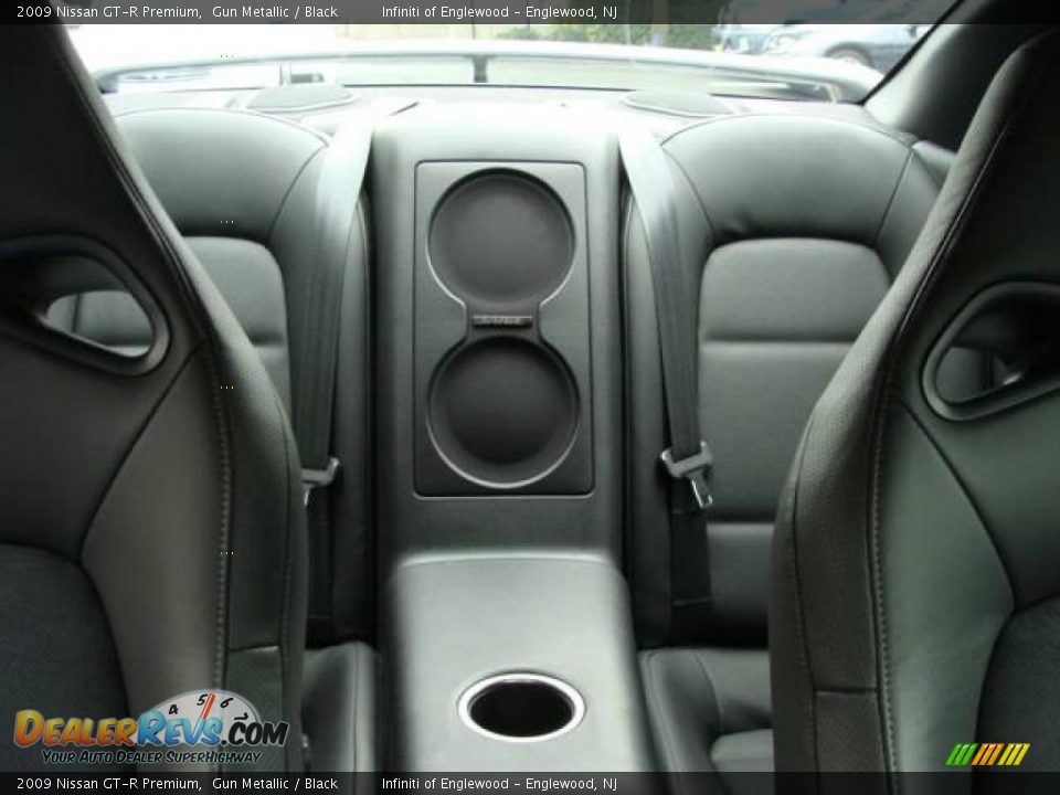 2009 Nissan GT-R Premium Gun Metallic / Black Photo #22