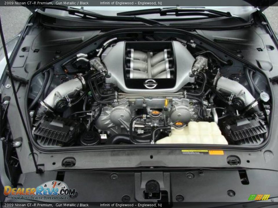 2009 Nissan GT-R Premium Gun Metallic / Black Photo #26