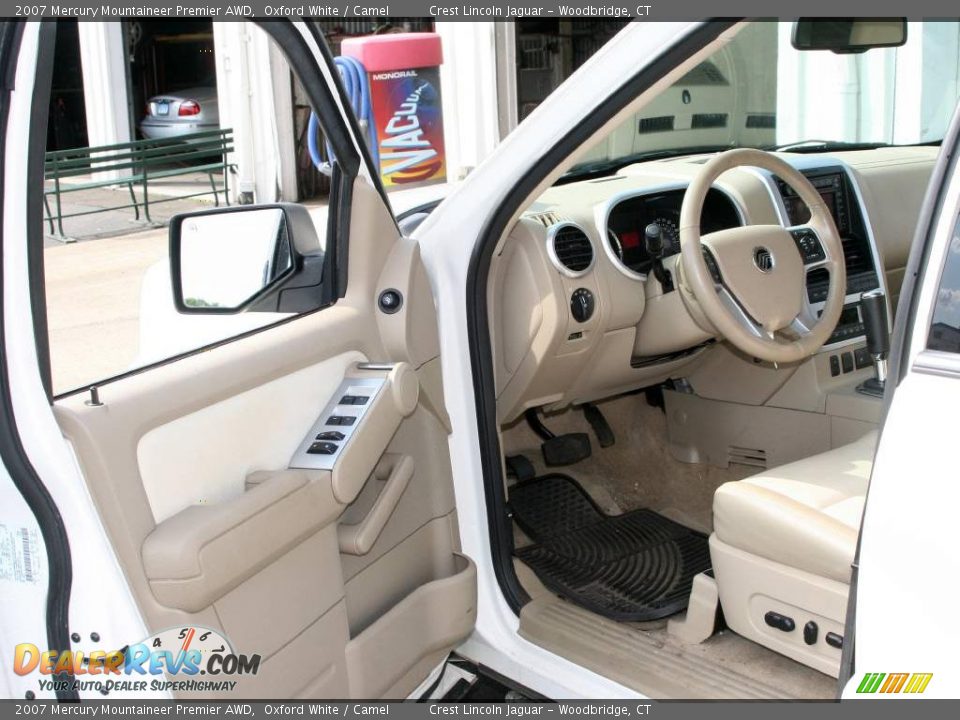 2007 Mercury Mountaineer Premier AWD Oxford White / Camel Photo #10