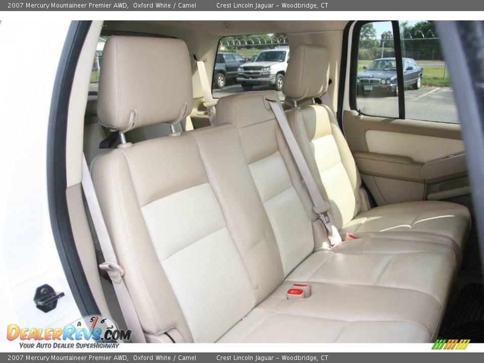2007 Mercury Mountaineer Premier AWD Oxford White / Camel Photo #13