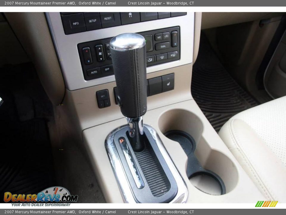 2007 Mercury Mountaineer Premier AWD Oxford White / Camel Photo #16