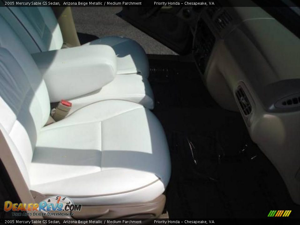 2005 Mercury Sable GS Sedan Arizona Beige Metallic / Medium Parchment Photo #14