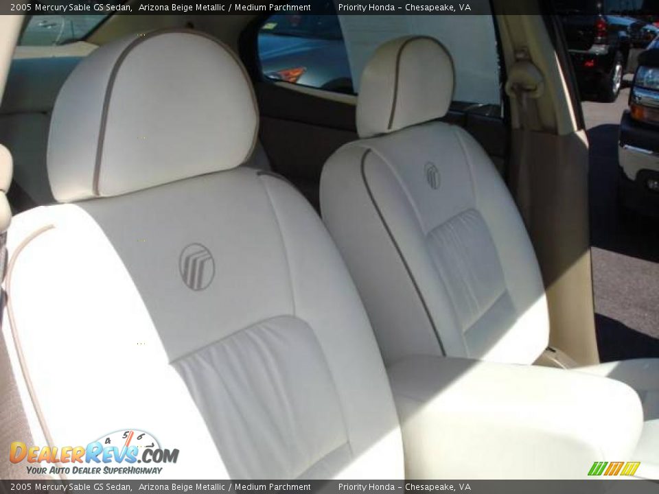 2005 Mercury Sable GS Sedan Arizona Beige Metallic / Medium Parchment Photo #15