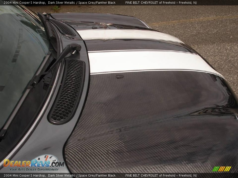2004 Mini Cooper S Hardtop Dark Silver Metallic / Space Grey/Panther Black Photo #17