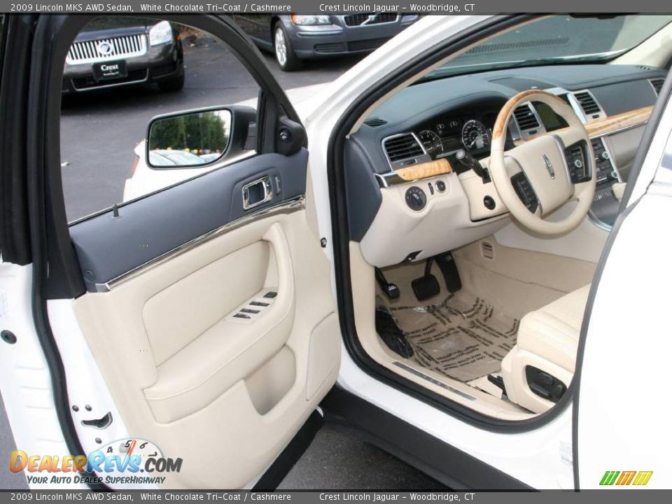 2009 Lincoln MKS AWD Sedan White Chocolate Tri-Coat / Cashmere Photo #10
