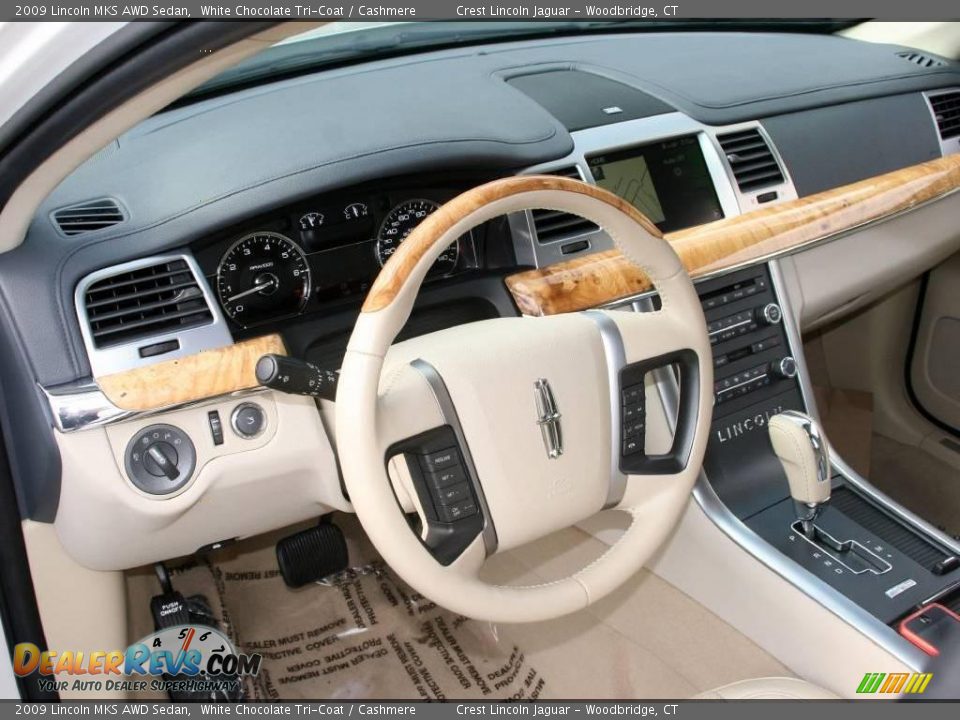 2009 Lincoln MKS AWD Sedan White Chocolate Tri-Coat / Cashmere Photo #11