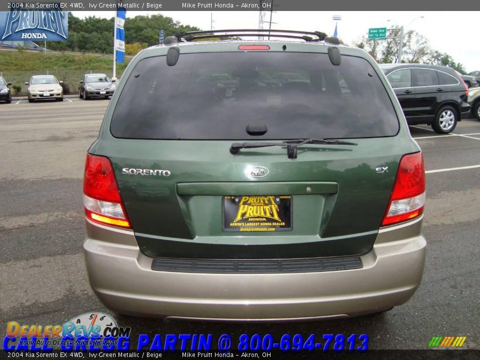 2004 Kia Sorento EX 4WD Ivy Green Metallic / Beige Photo #8