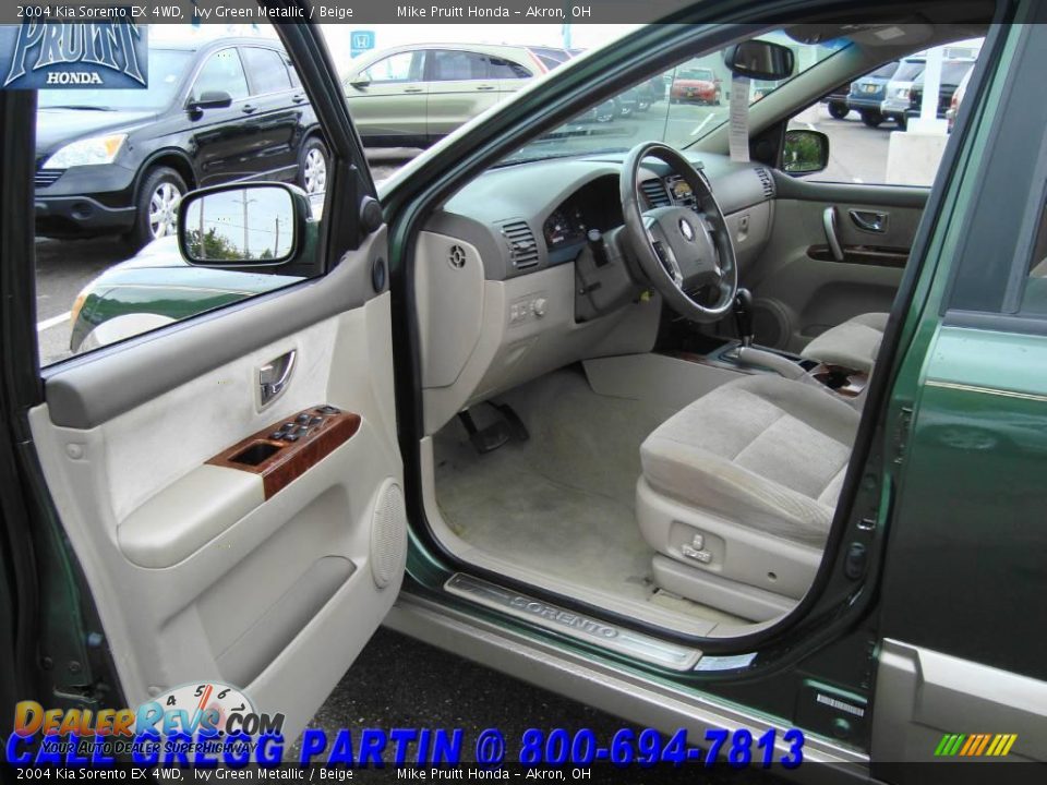 2004 Kia Sorento EX 4WD Ivy Green Metallic / Beige Photo #11