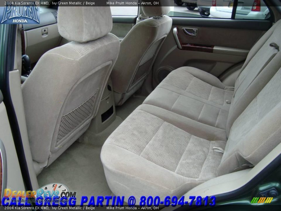 2004 Kia Sorento EX 4WD Ivy Green Metallic / Beige Photo #13