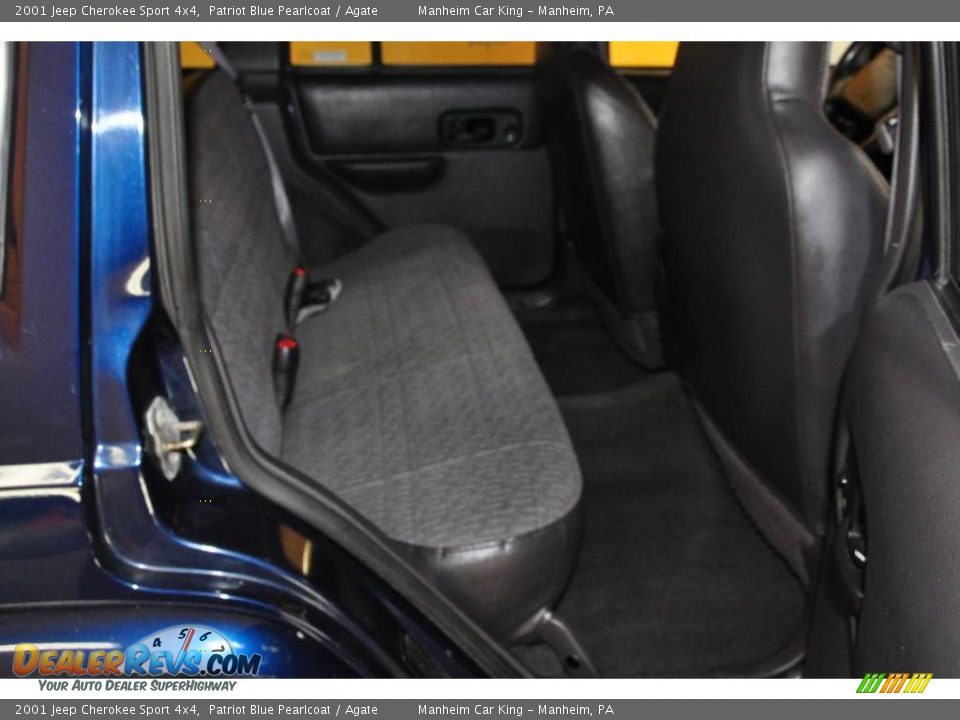 2001 Jeep Cherokee Sport 4x4 Patriot Blue Pearlcoat / Agate Photo #19