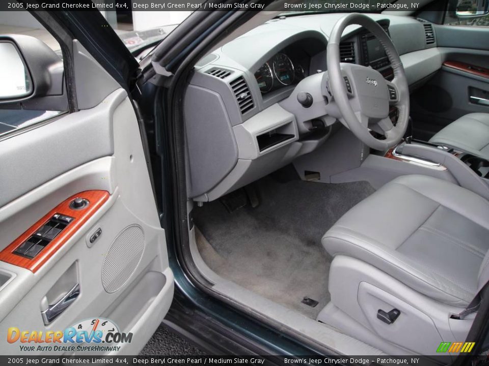 2005 Jeep Grand Cherokee Limited 4x4 Deep Beryl Green Pearl / Medium Slate Gray Photo #10
